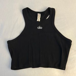 Alo black aspire tank. Size M. Cropped. Lightly worn.